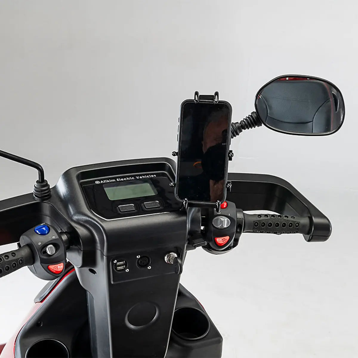 AFIKIM Phone Holder - Tiller and Controls Detail